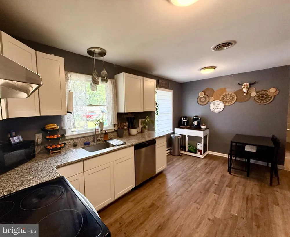 9 PINE STREET Delmar, MD 21875