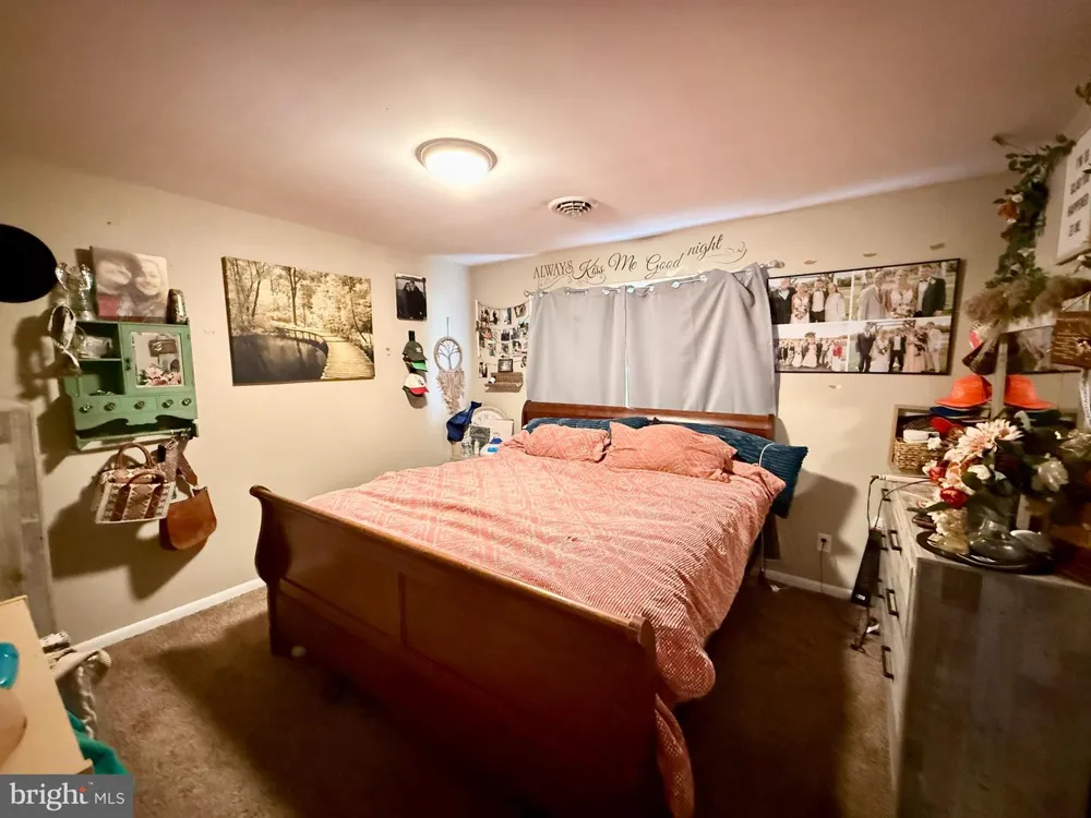 9 PINE STREET Delmar, MD 21875