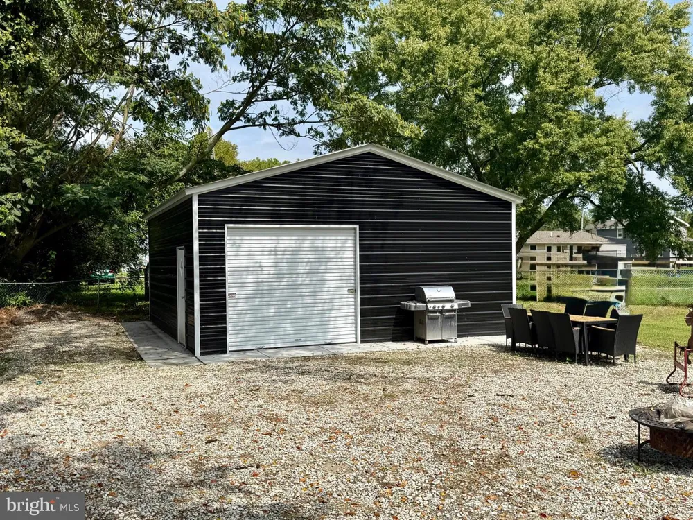 9 PINE STREET Delmar, MD 21875