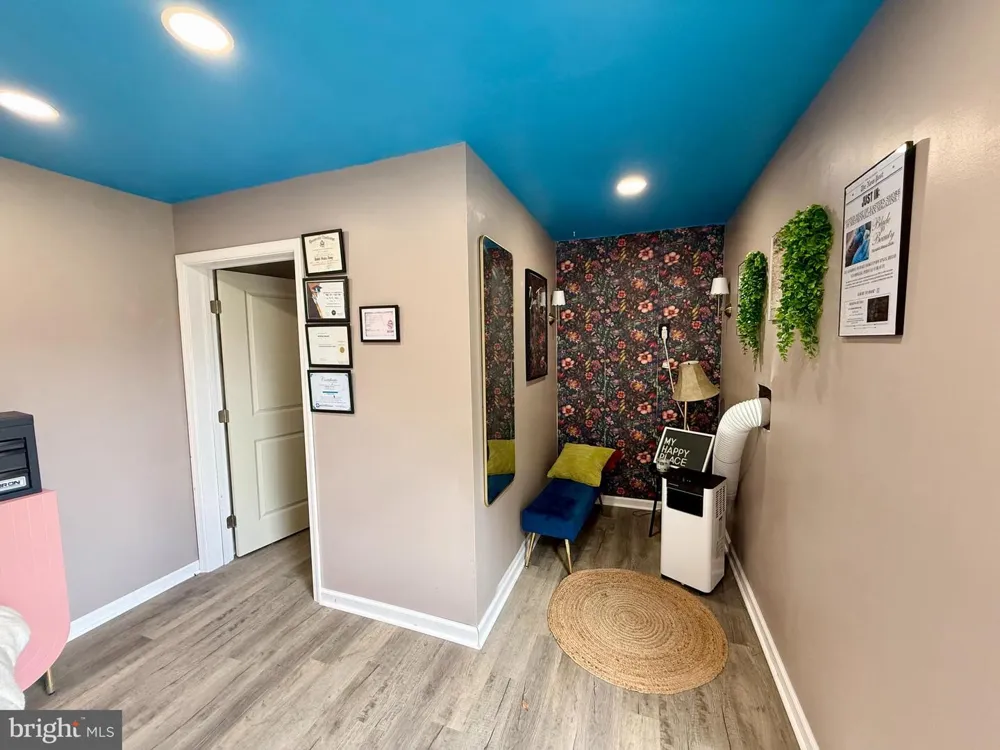 9 PINE STREET Delmar, MD 21875