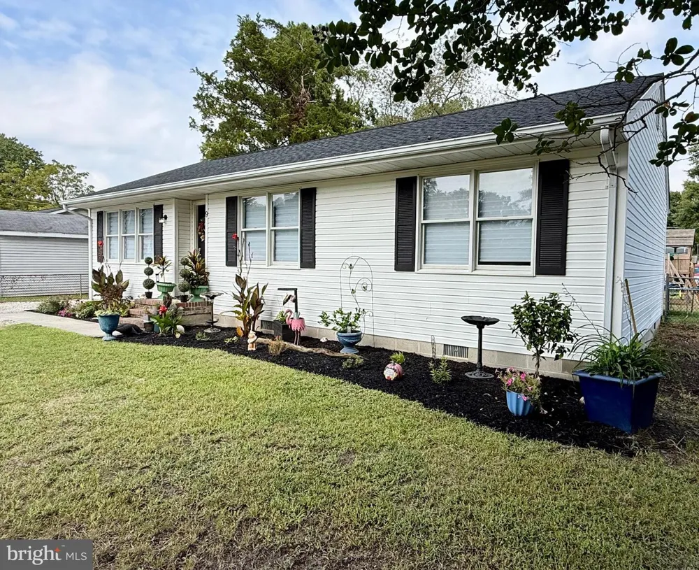 9 PINE STREET Delmar, MD 21875