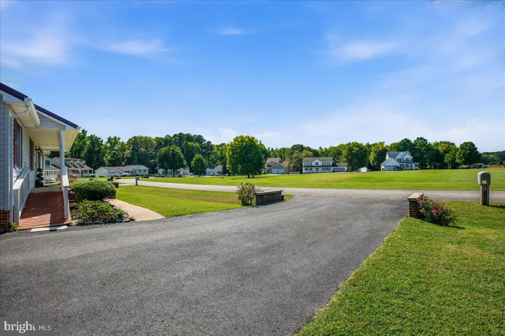 22715 SAINT WINIFREDS LANE Avenue, MD 20609