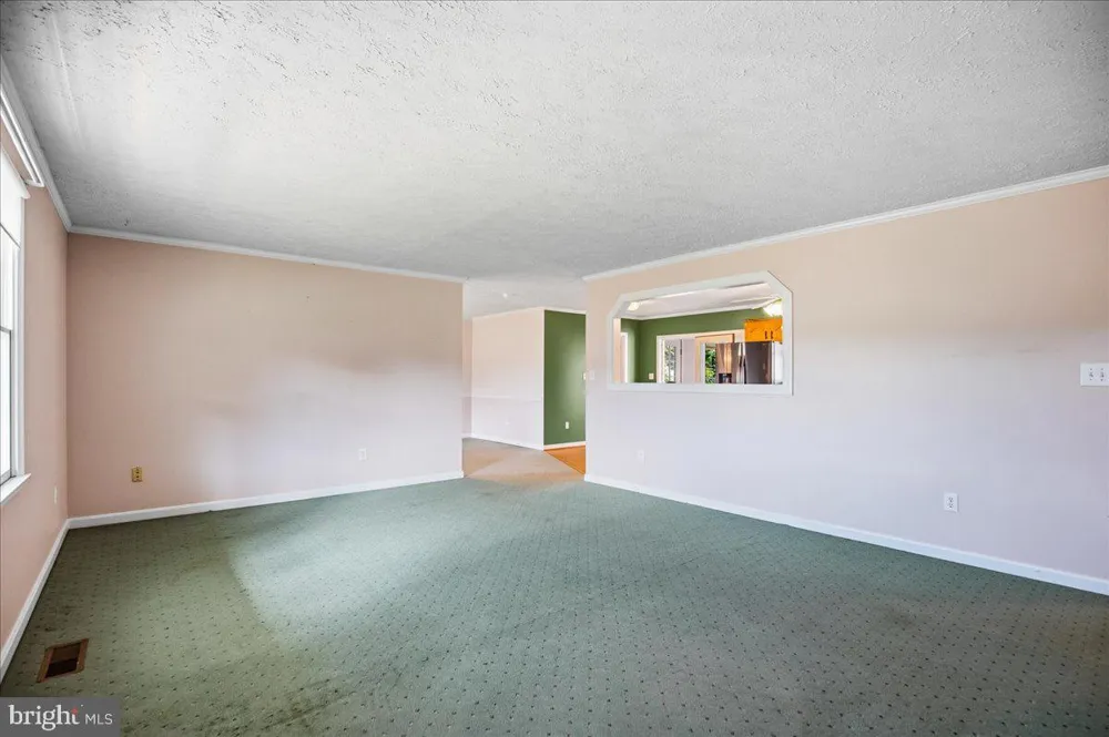 22715 SAINT WINIFREDS LANE Avenue, MD 20609