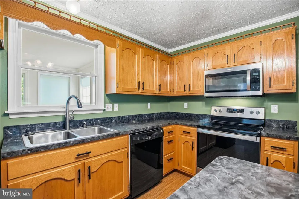 22715 SAINT WINIFREDS LANE Avenue, MD 20609