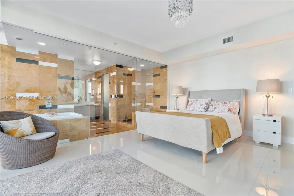 3737 Collins Ave #S-804 Miami Beach, FL 33140