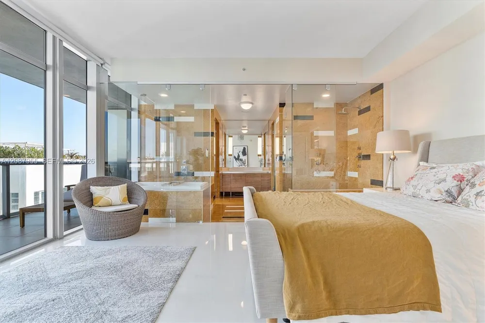 3737 Collins Ave #S-804 Miami Beach, FL 33140