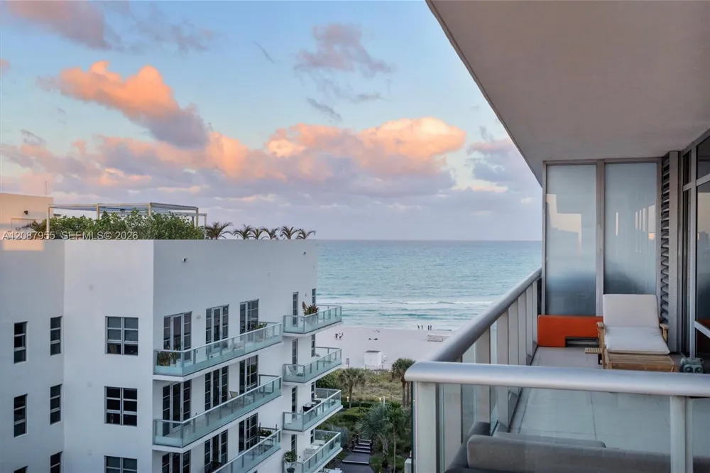 3737 Collins Ave #S-804 Miami Beach, FL 33140