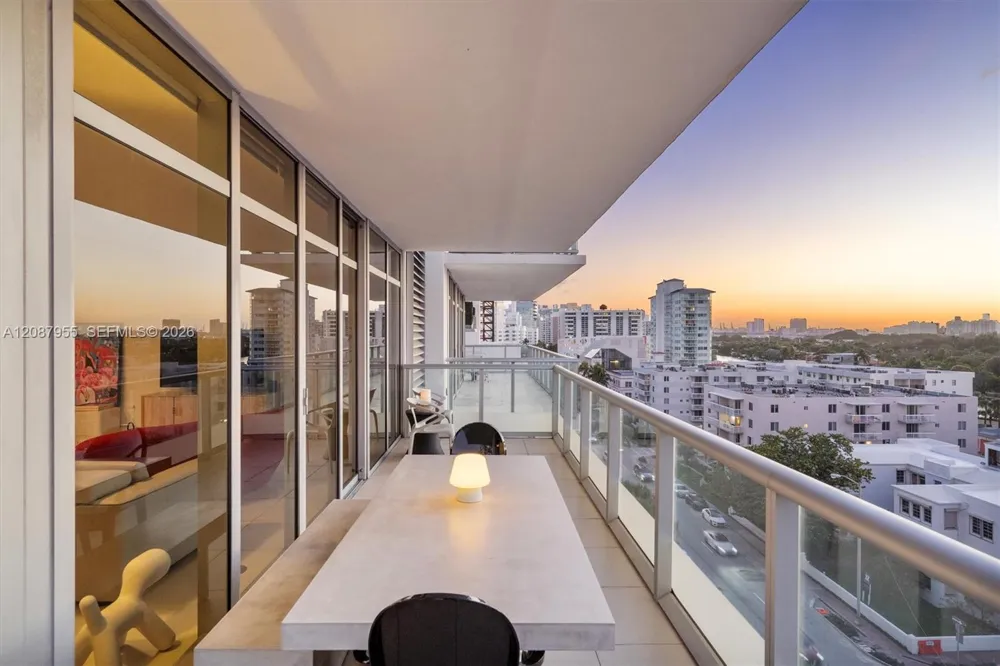 3737 Collins Ave #S-804 Miami Beach, FL 33140