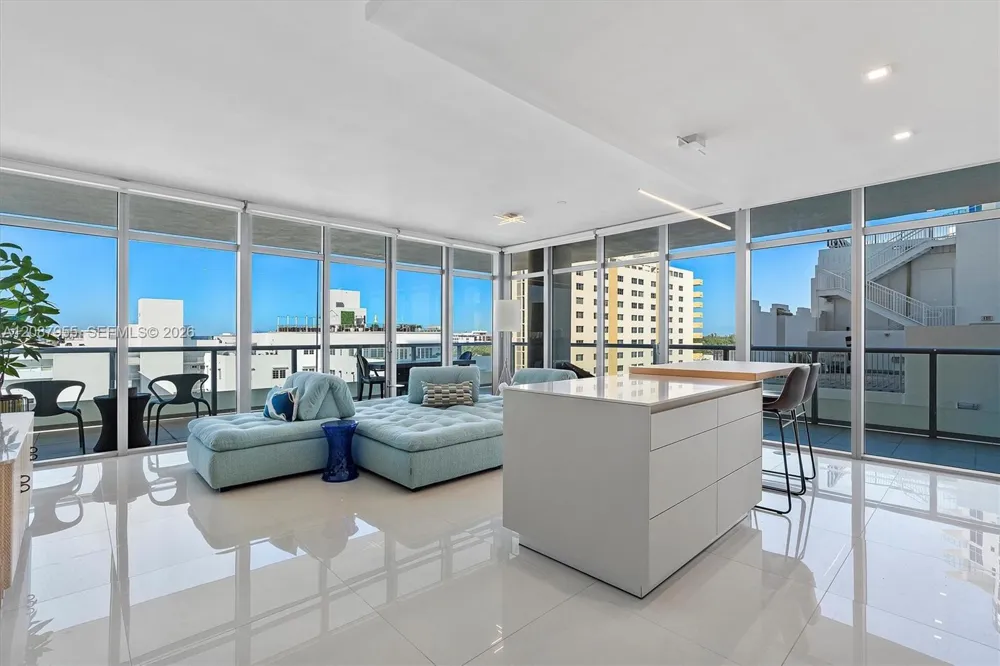 3737 Collins Ave #S-804 Miami Beach, FL 33140