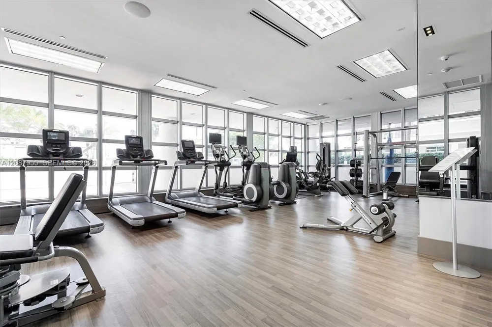 3737 Collins Ave #S-804 Miami Beach, FL 33140