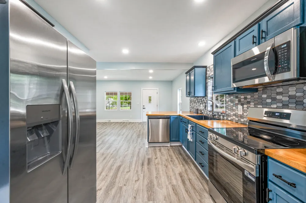 301 E Angel Avenue Barryton, MI 49305