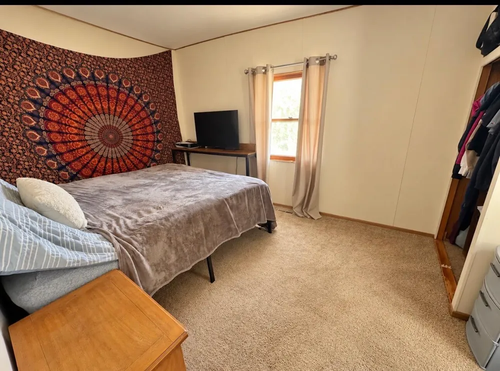 415 W 136th Street Grant, MI 49327