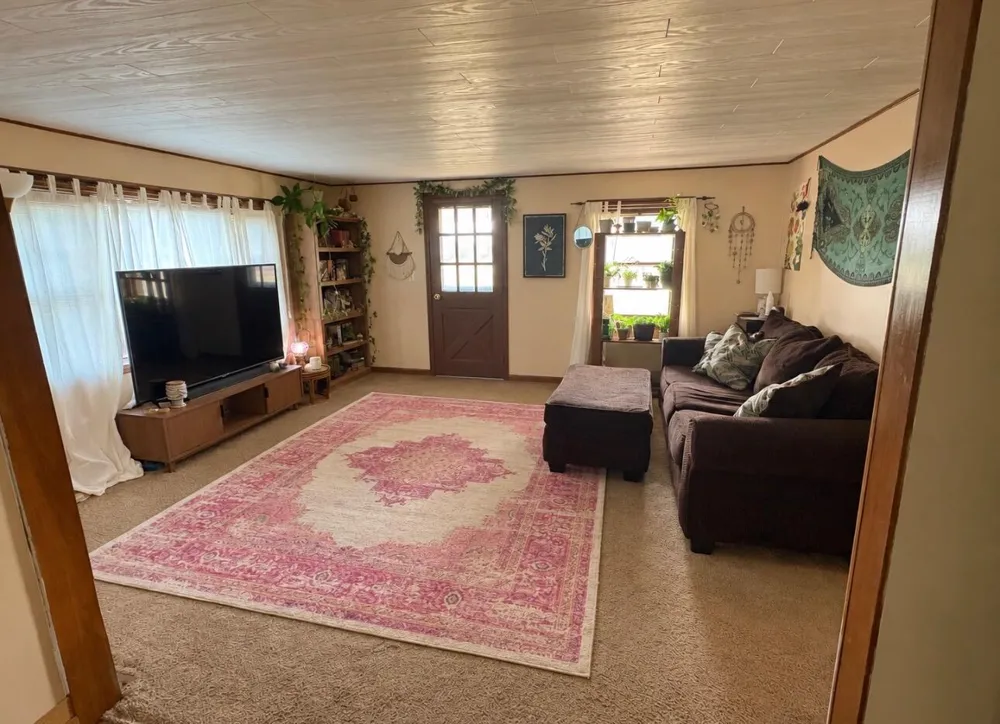 415 W 136th Street Grant, MI 49327