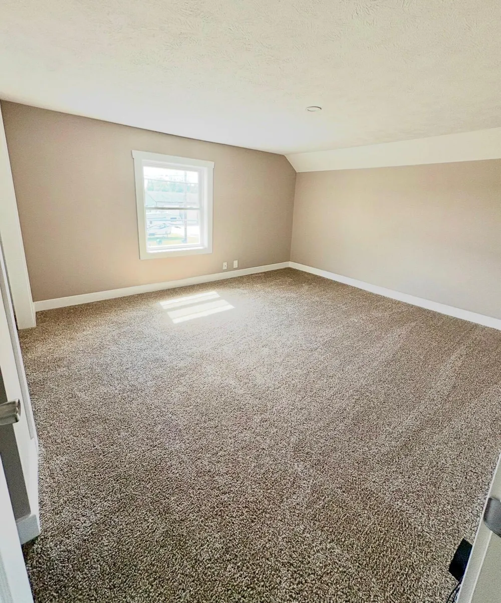 415 W 136th Street Grant, MI 49327