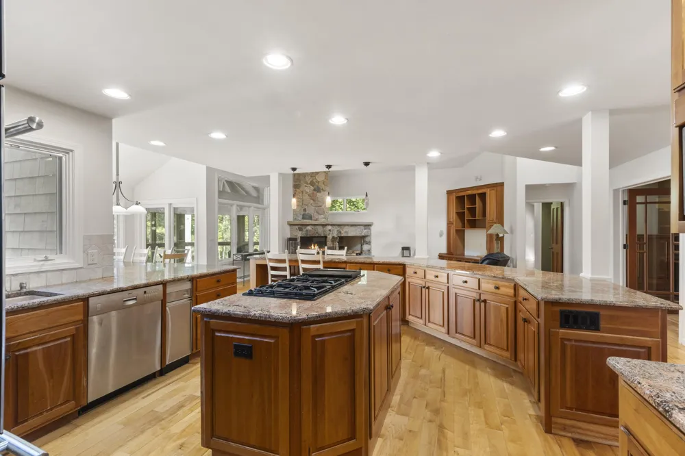 10376 Harmony Drive Green Lake Township, MI 49643