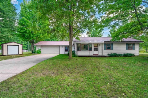 1434 NE Cedar Court