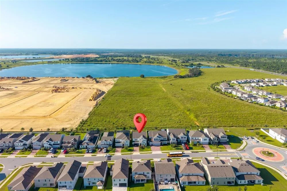 14427 CRESTAVISTA AVENUE Clermont, FL 34714