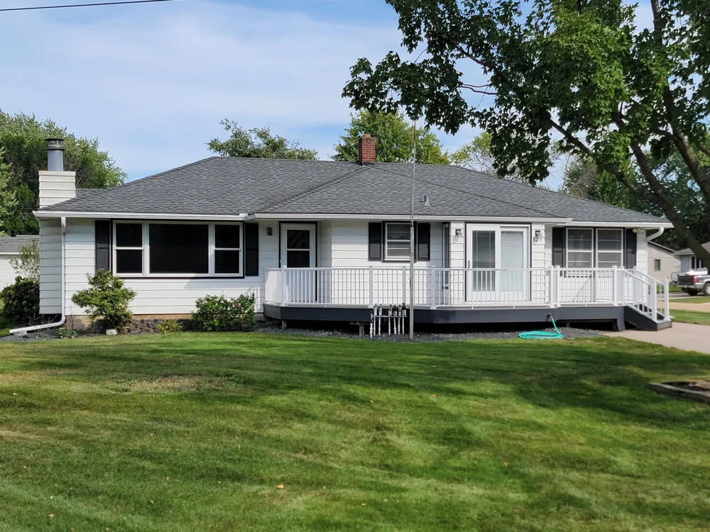 327 Pine Street Vermillion, MN 55085