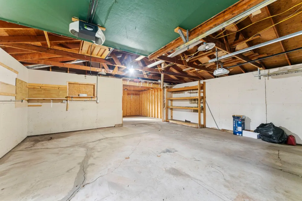 135 Davis Street S Cambridge, MN 55008