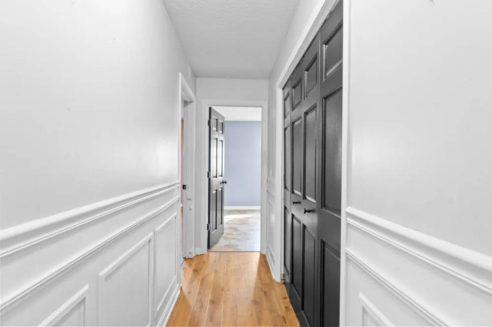 135 Davis Street S Cambridge, MN 55008