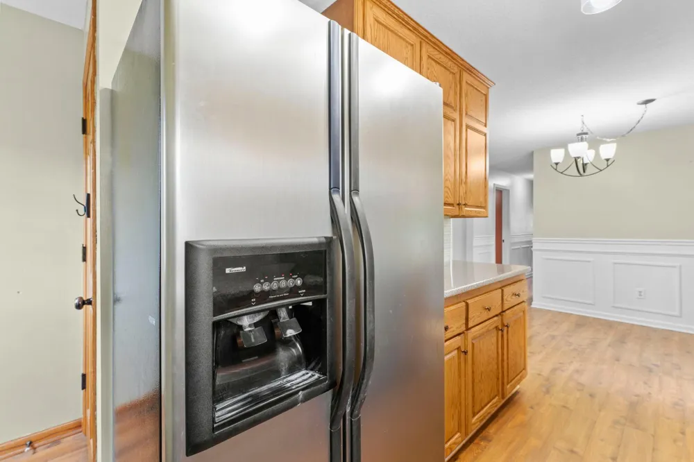 135 Davis Street S Cambridge, MN 55008