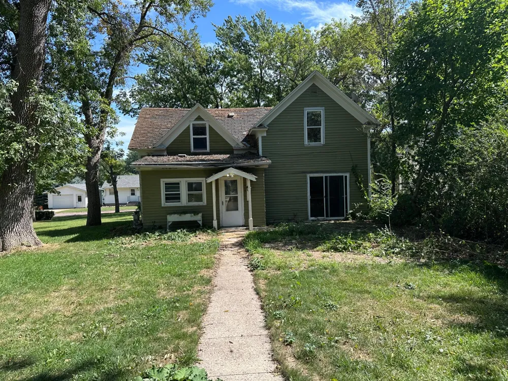 117 S Harold Street Ivanhoe, MN 56142