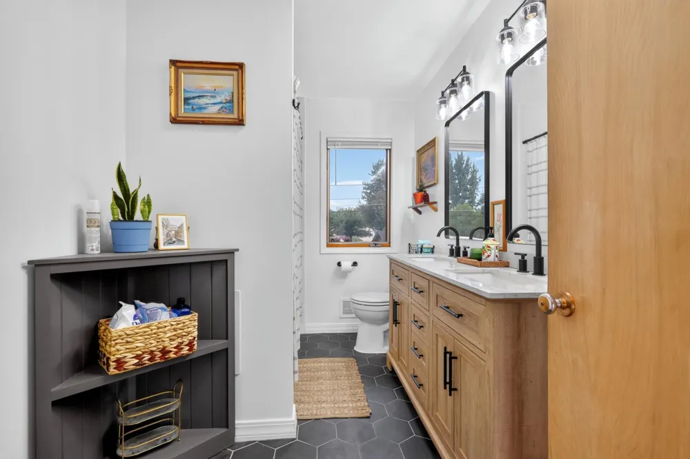 408 Mitchell Street Coleraine, MN 55722