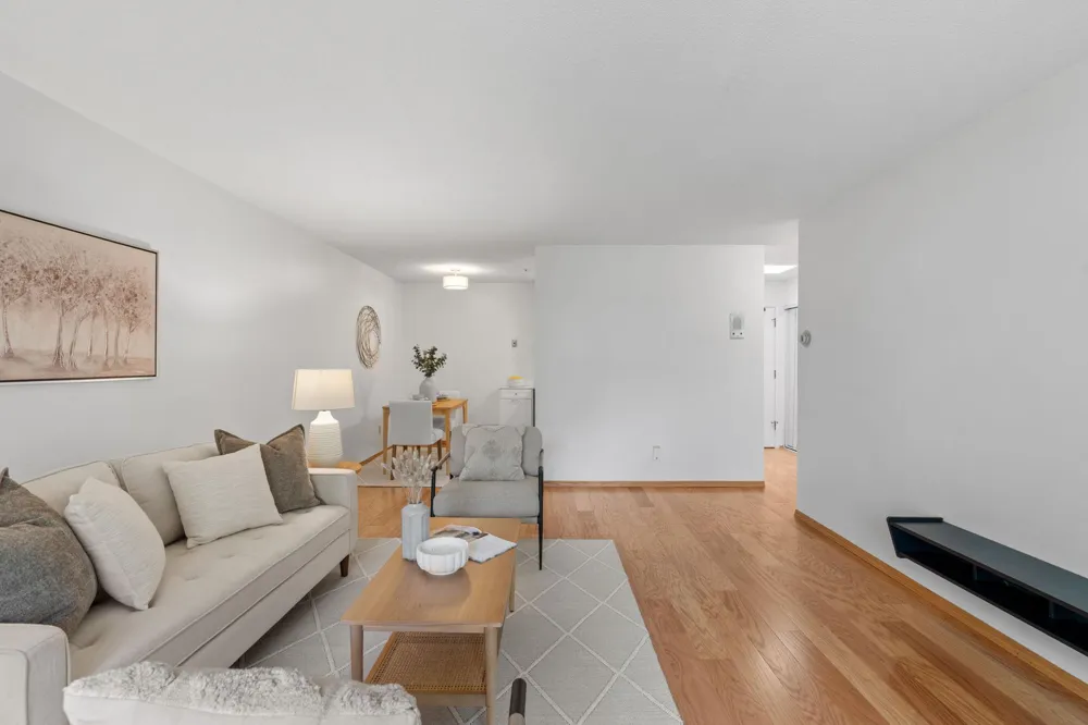 7412 W 22nd Street #309 Saint Louis Park, MN 55426