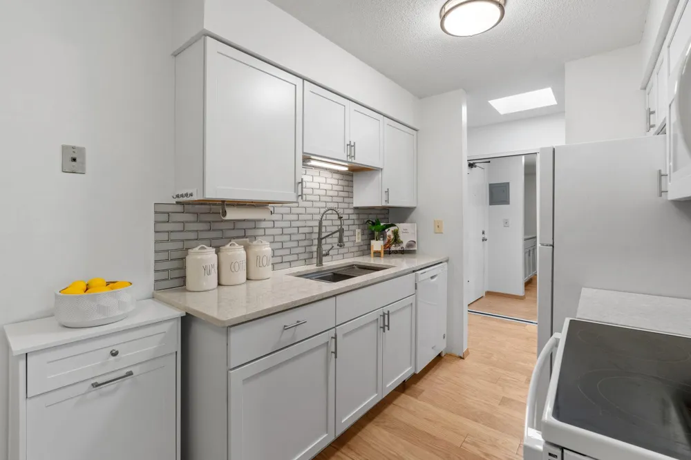7412 W 22nd Street #309 Saint Louis Park, MN 55426