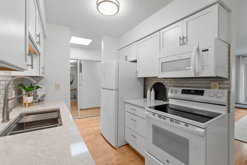 7412 W 22nd Street #309 Saint Louis Park, MN 55426