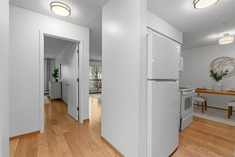 7412 W 22nd Street #309 Saint Louis Park, MN 55426
