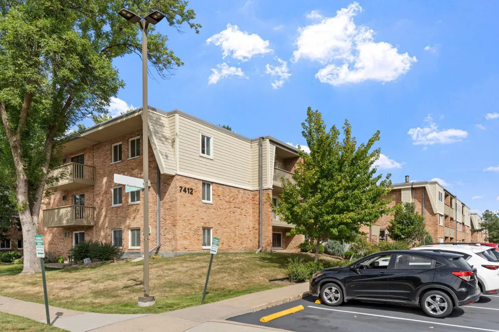 7412 W 22nd Street #309 Saint Louis Park, MN 55426