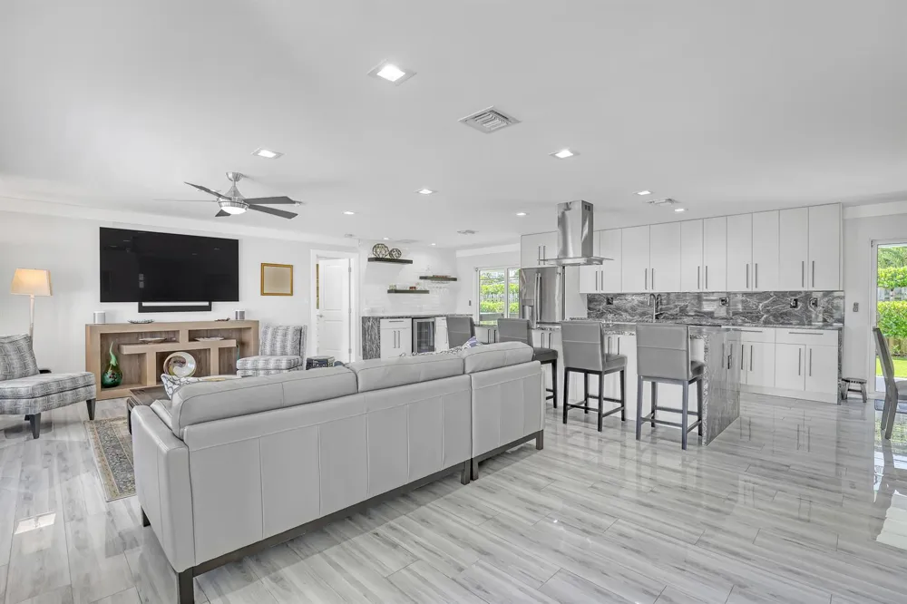 1191 BIMINI LANE Singer Island, FL 33404
