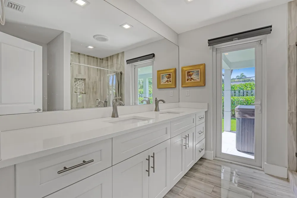1191 BIMINI LANE Singer Island, FL 33404