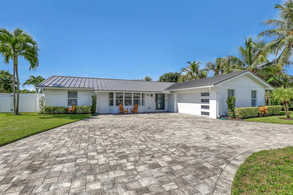 1191 BIMINI LANE Singer Island, FL 33404