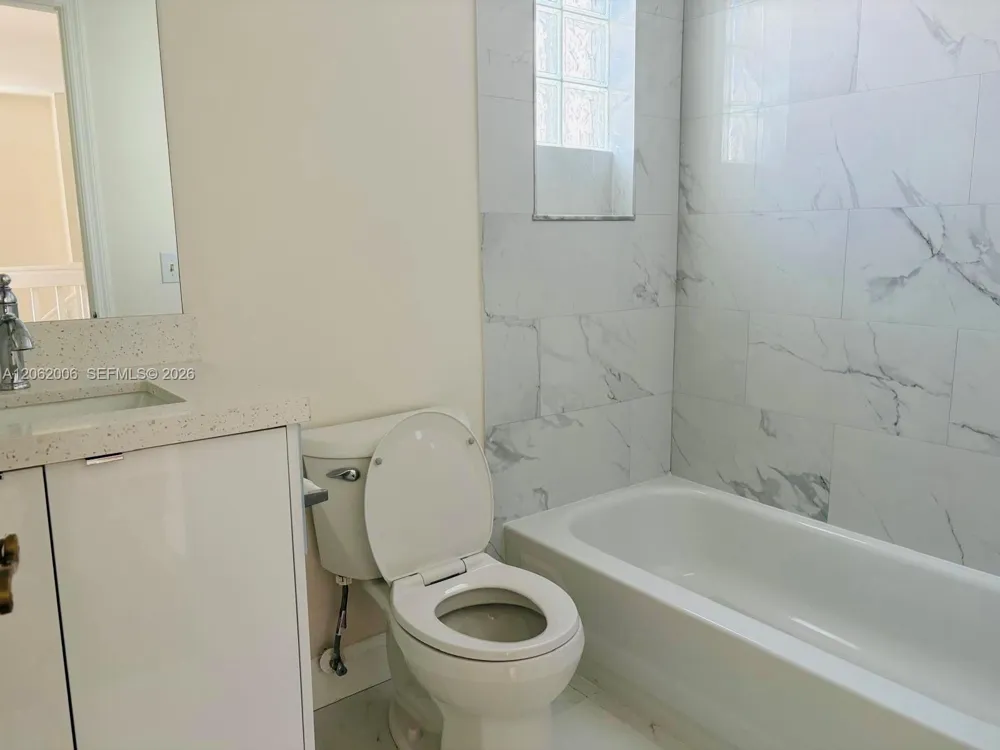 3780 Piedmont St Hollywood, FL 33021