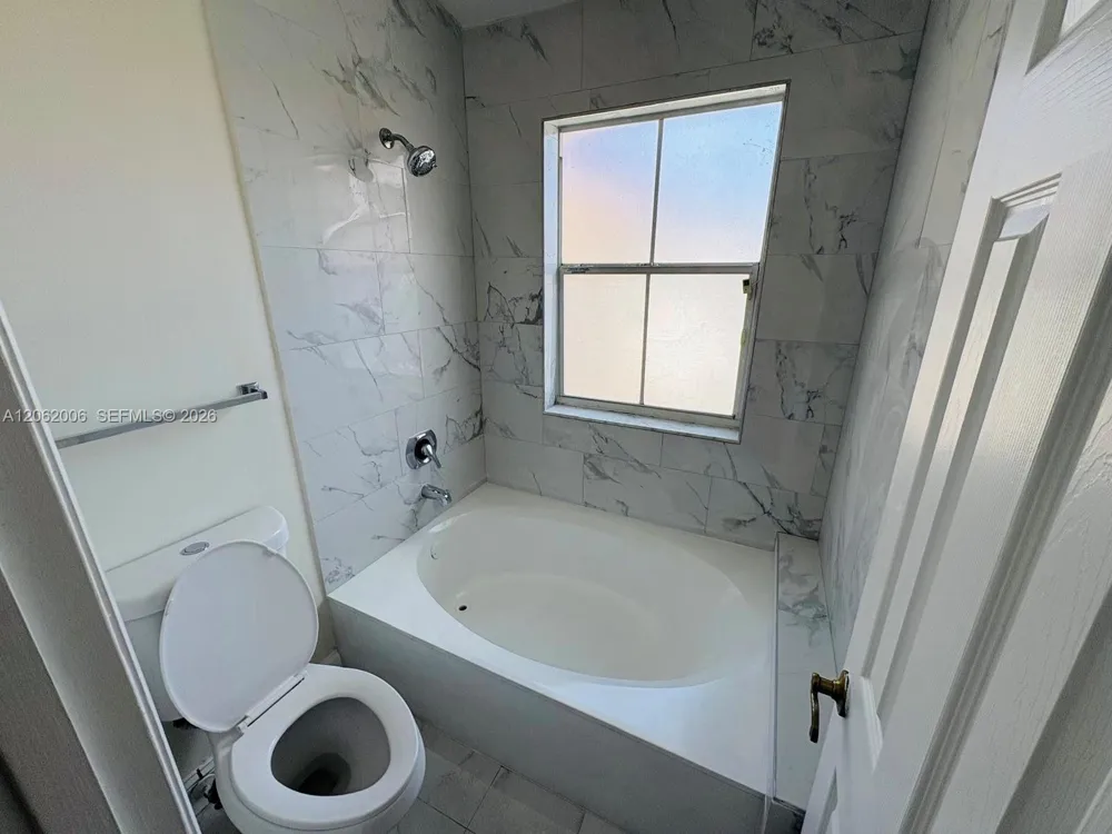 3780 Piedmont St Hollywood, FL 33021