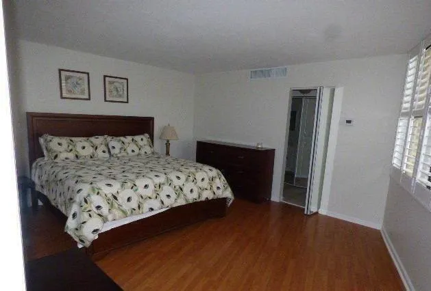 2800 Ocean Drive #B-5c Singer Island, FL 33404