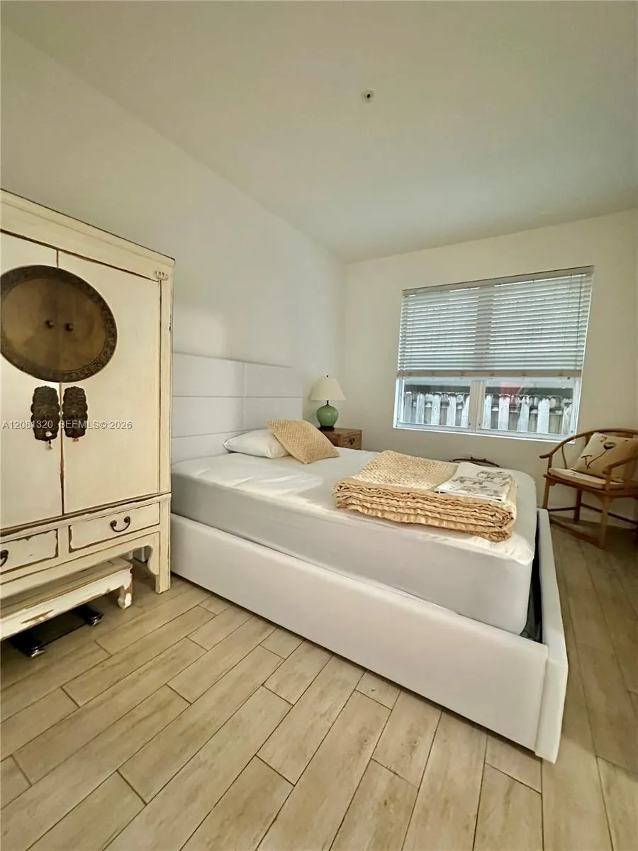1611 Meridian Ave #103 Miami Beach, FL 33139
