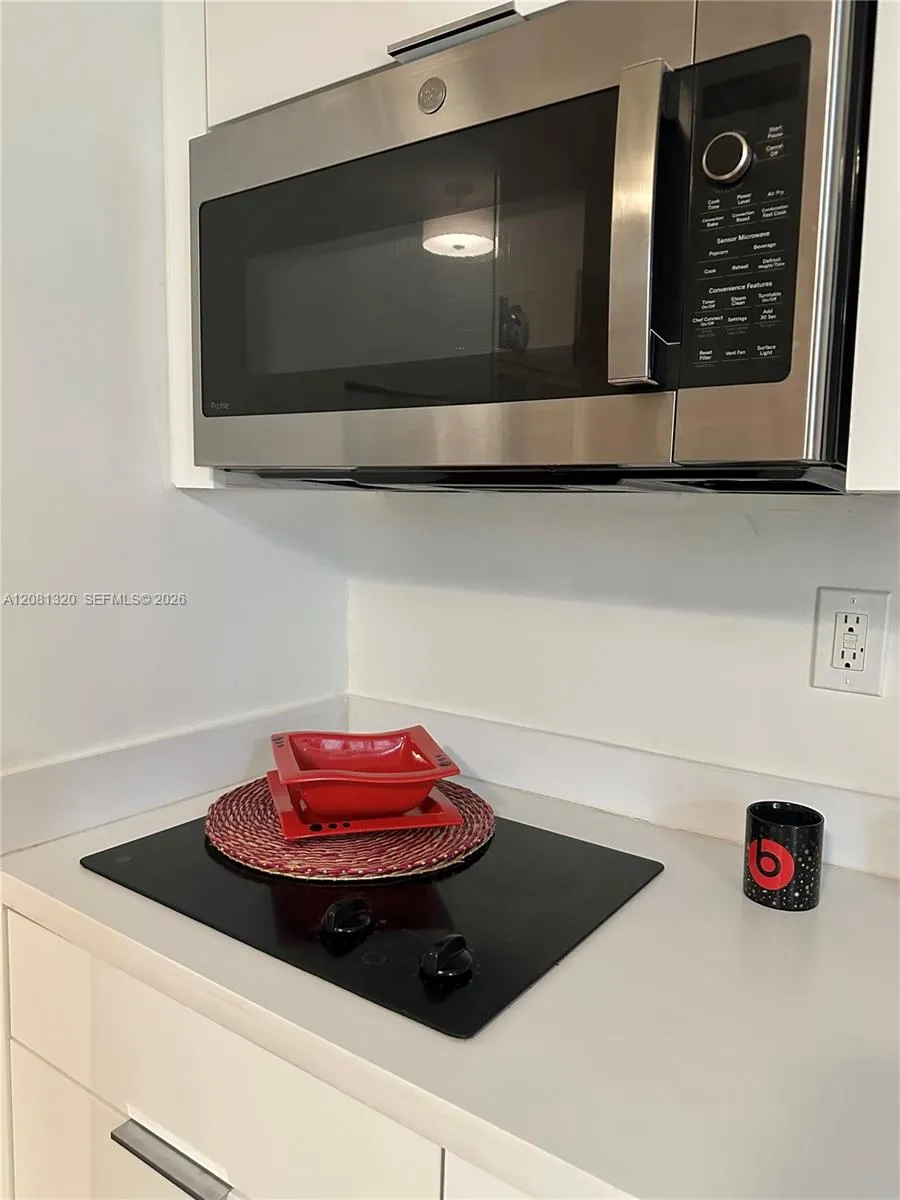 1611 Meridian Ave #103 Miami Beach, FL 33139