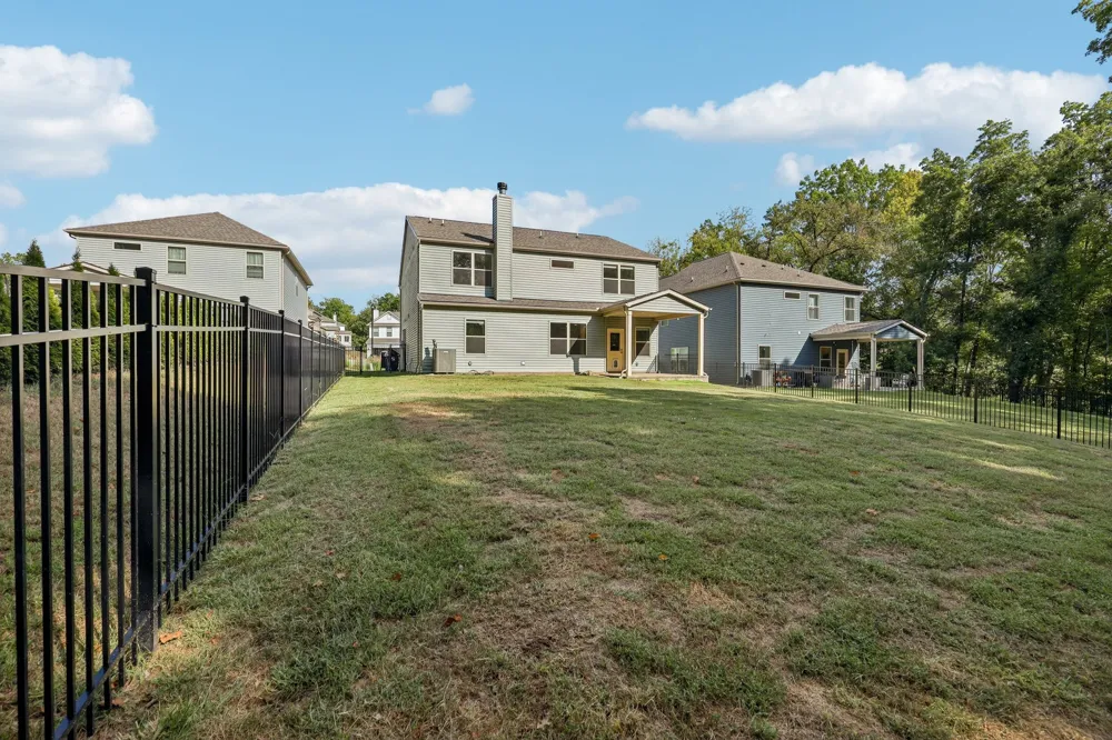 3239 Holiday Ln Columbia, TN 38401