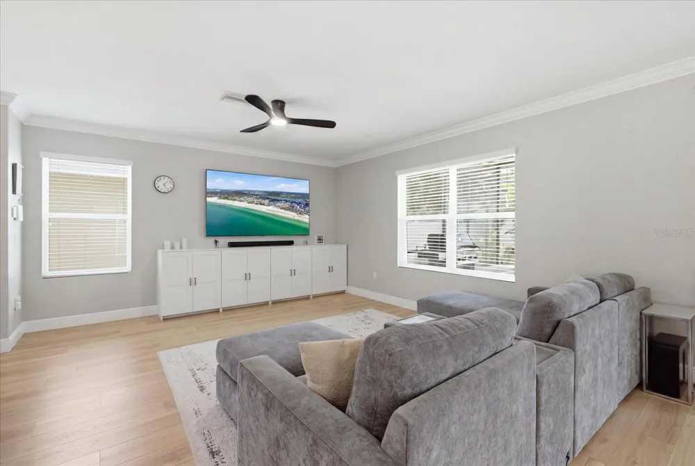 10519 WHISPERING HAMMOCK DRIVE Riverview, FL 33578