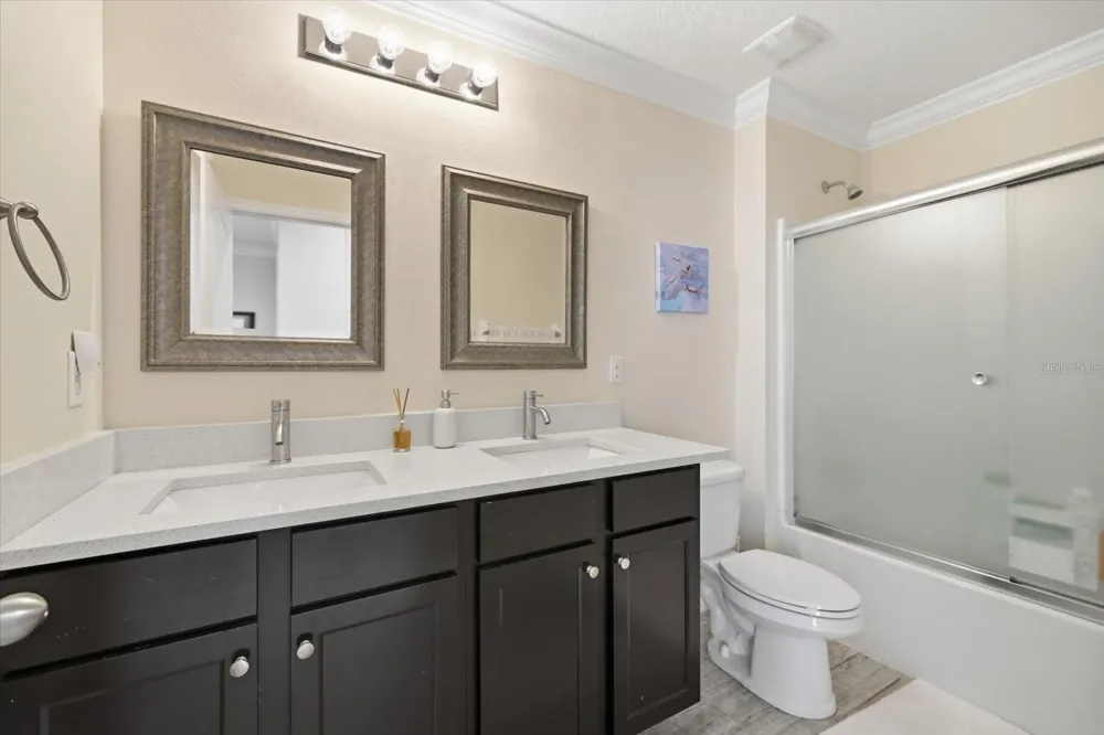 10519 WHISPERING HAMMOCK DRIVE Riverview, FL 33578