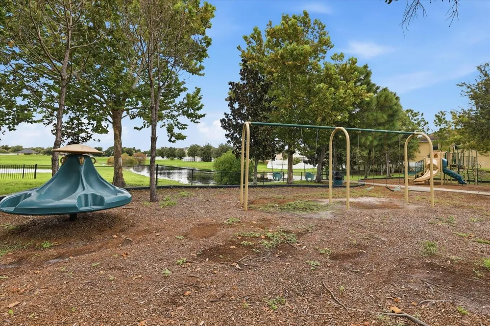 10519 WHISPERING HAMMOCK DRIVE Riverview, FL 33578