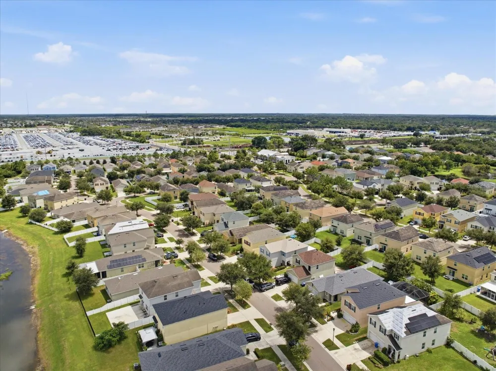 10519 WHISPERING HAMMOCK DRIVE Riverview, FL 33578
