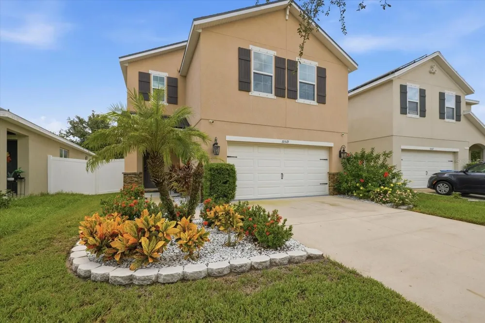 10519 WHISPERING HAMMOCK DRIVE Riverview, FL 33578