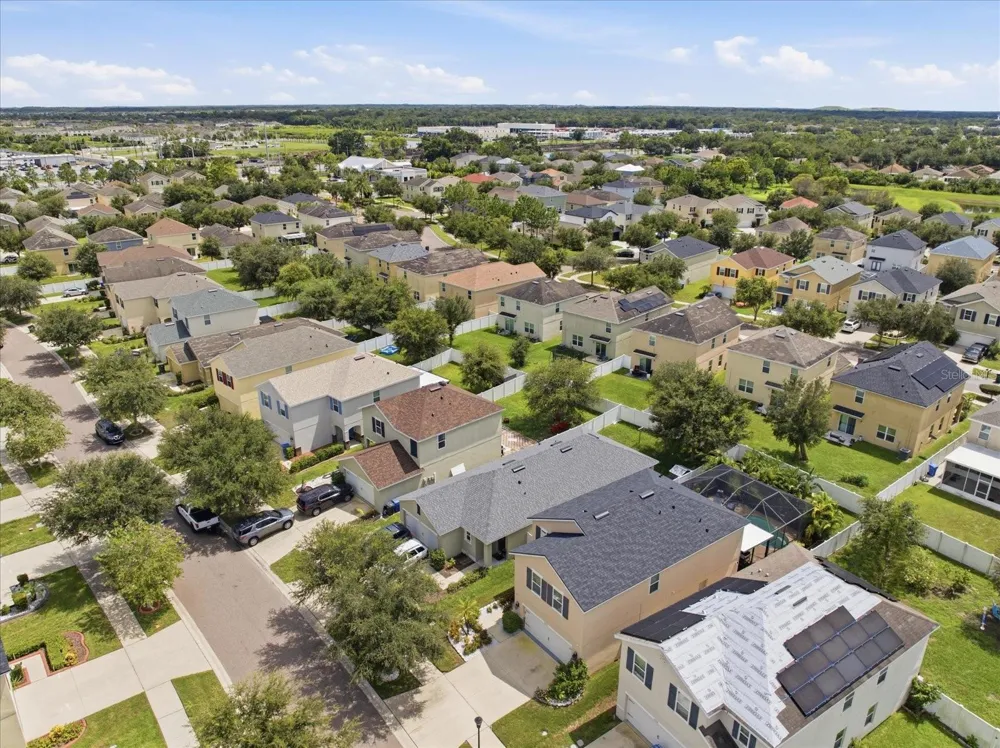 10519 WHISPERING HAMMOCK DRIVE Riverview, FL 33578
