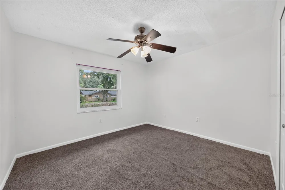383 PALM DRIVE Oviedo, FL 32765