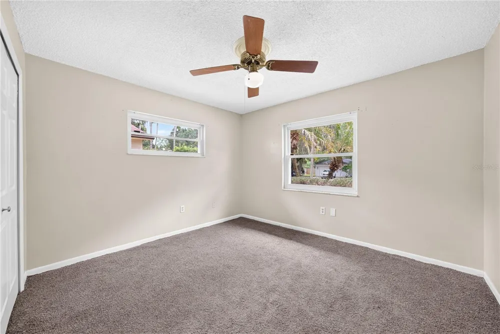 383 PALM DRIVE Oviedo, FL 32765