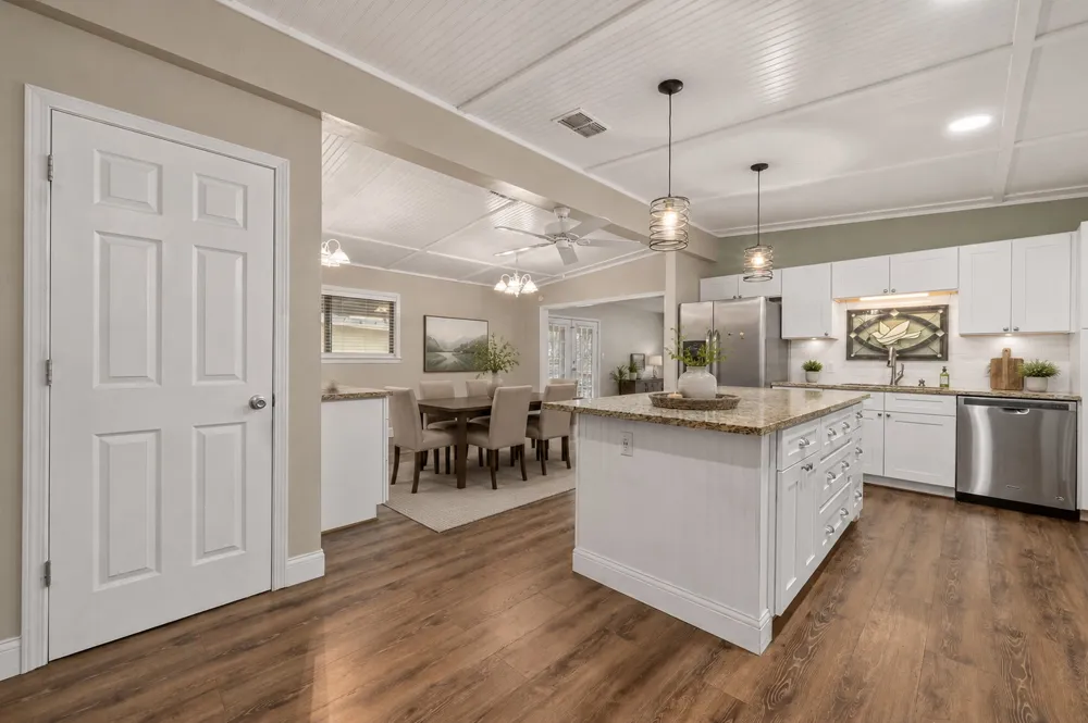 102 Rivercrest Street Luling, TX 78648